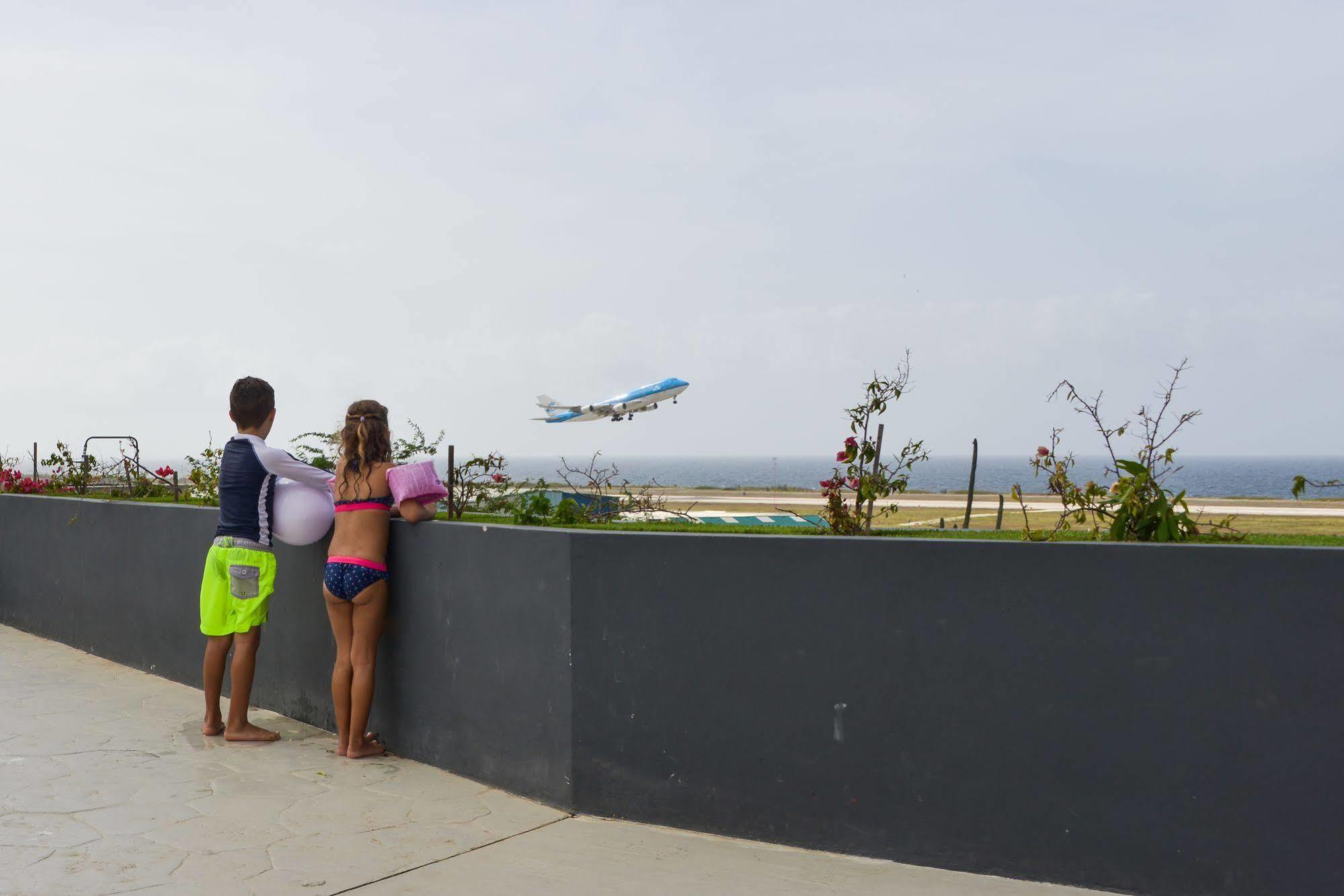 Curacao Airport Hotel Willemstad Exterior foto